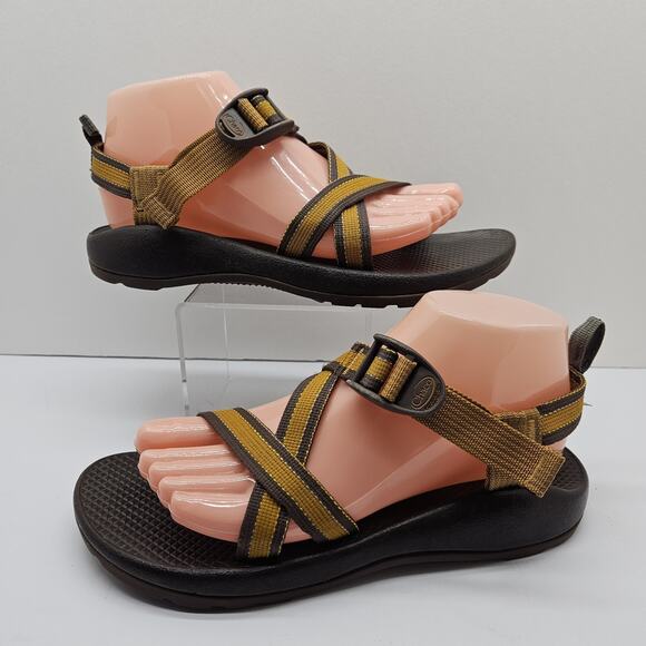 Chaco Shoes - Chaco Classic Sandals Womens Size 6 Brown Gold Z1 Strap Slide